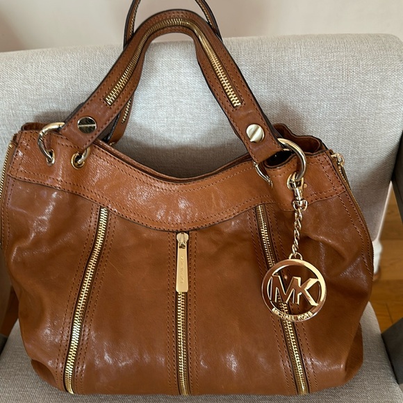 Michael Kors large brown leather purse. Dust bag included. - Picture 1 of 9